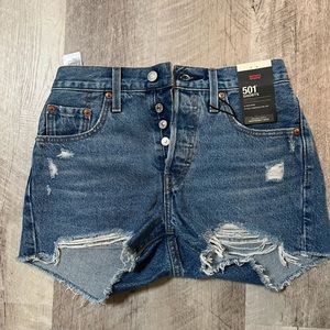 Brand new with tags Levi 501 Jean shorts size 25